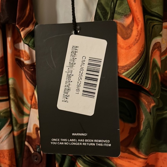 Pretty Little Thing - Picture 3 of 3